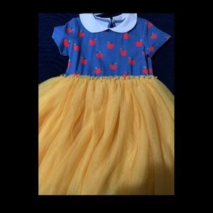 Taylor Joelle Snow White
